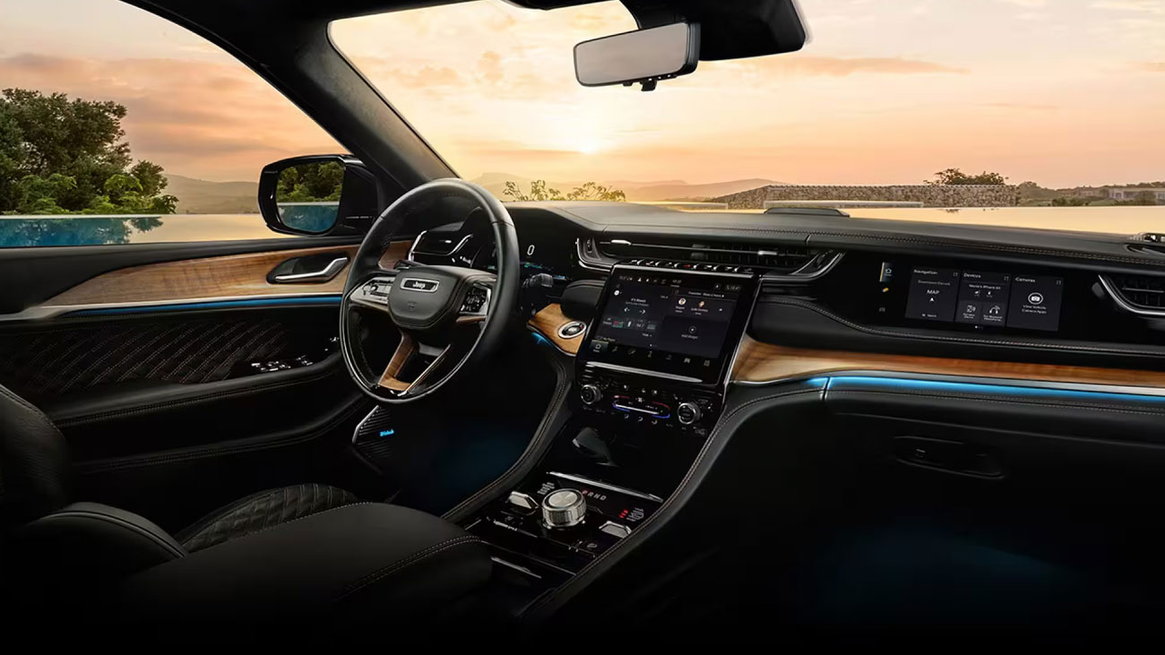 Nội Thất Jeep Grand cherokee